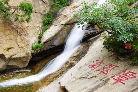 2000多能不能买到一款性价比比较高的手机？